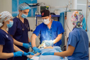 Anesthesiologist volunteers with group that treats Ukrainian pediatric burn patients